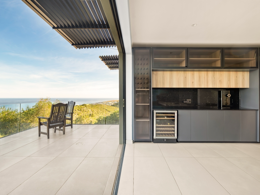 5 Bedroom Property for Sale in Pezula Private Estate Western Cape
